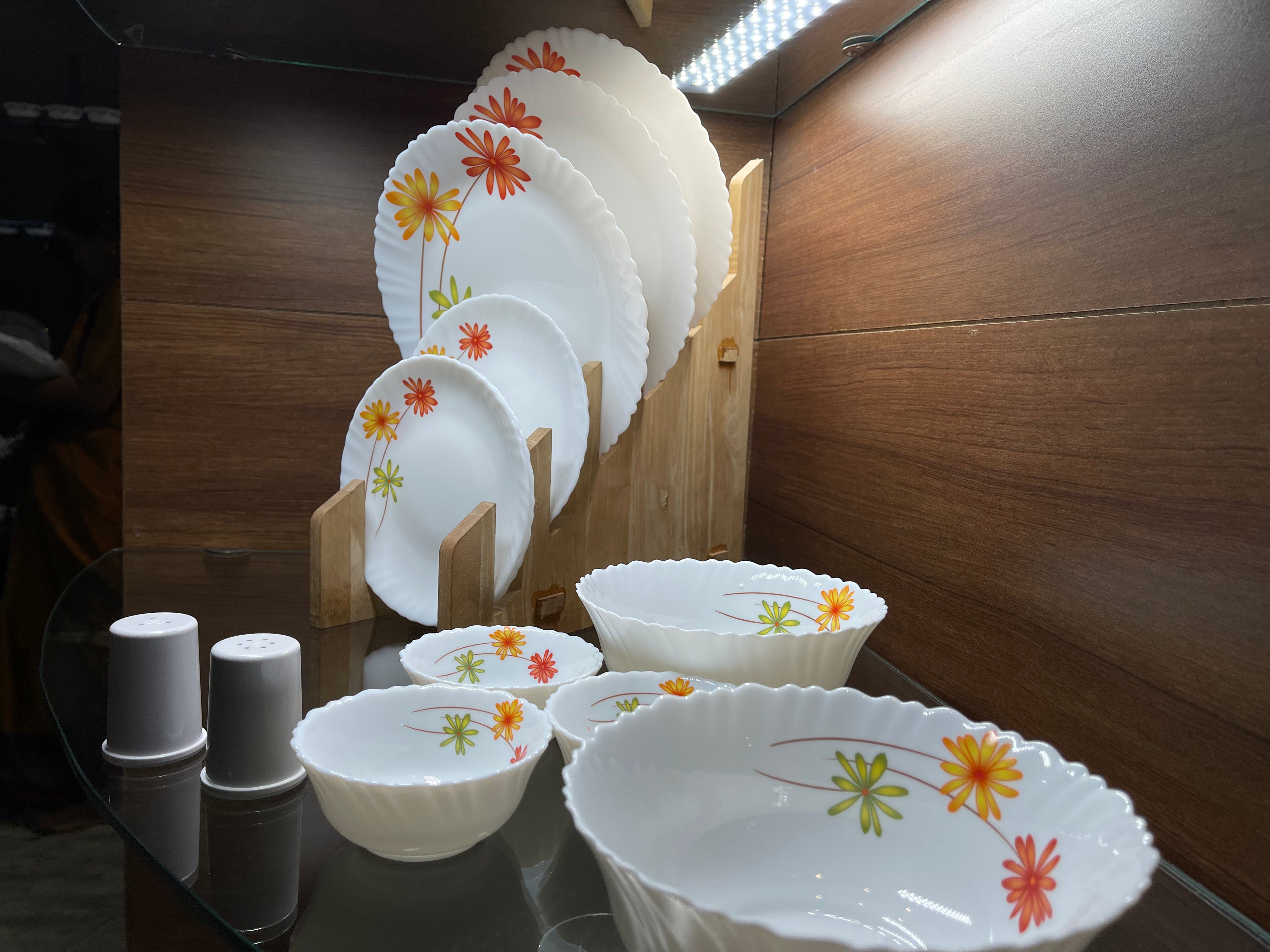 Cello Ceramic Dinner Set, 22 Pc - Buy Online from Cherakulam Vessels & Crockery