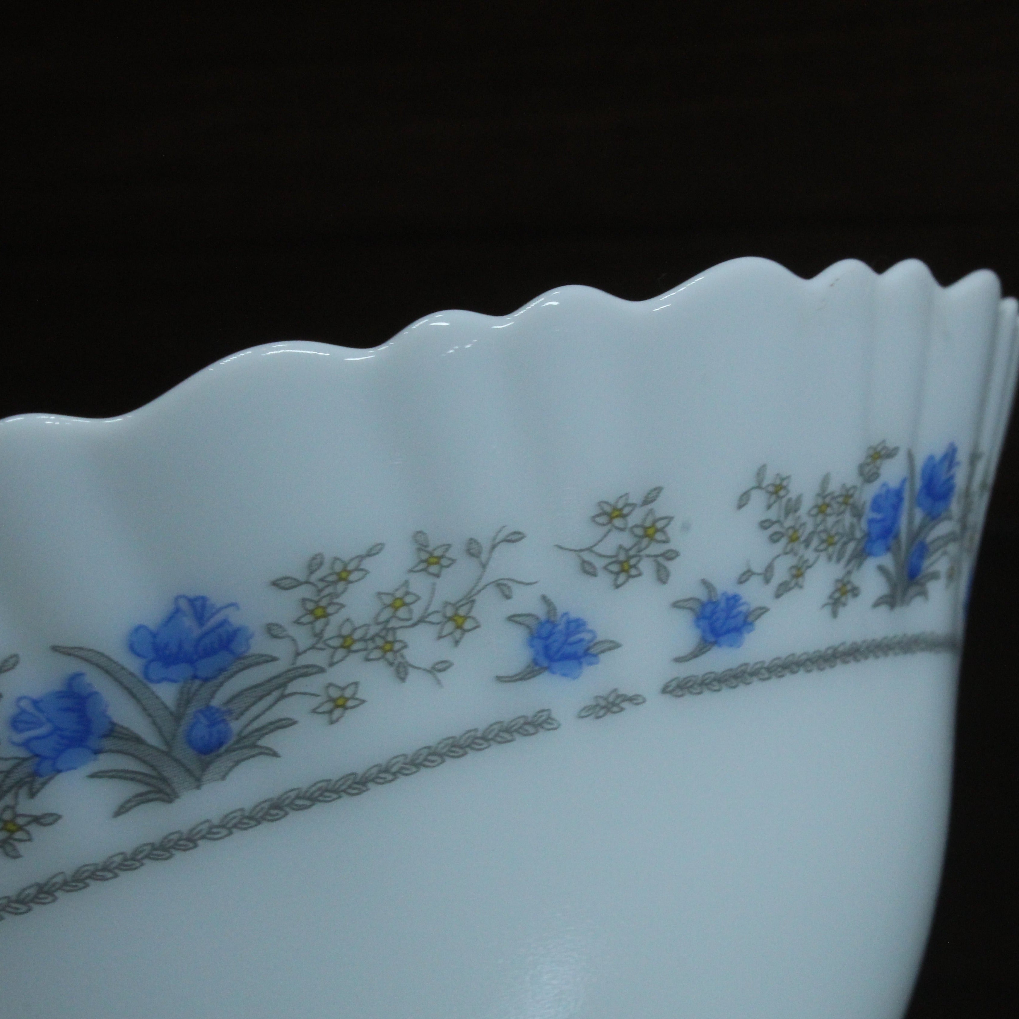 Borosil Ceramic Serving Bowl - Premium Ceramic from Borosil - Just Rs. 325! Shop now at Cherakulam Vessels & Crockery